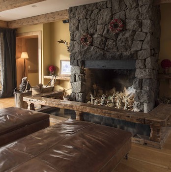 Correntoso Lake & River Hotel