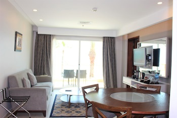 Movenpick Hotel And Residence Al Bidaa