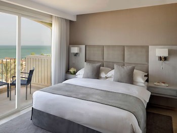 Movenpick Hotel And Residence Al Bidaa