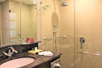 Movenpick Hotel And Residence Al Bidaa