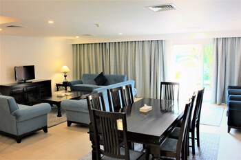Movenpick Hotel And Residence Al Bidaa