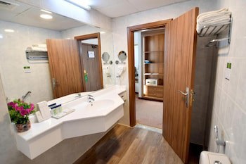 Nejoum Al Emarate Hotel Sharjah galeri fotoğrafı