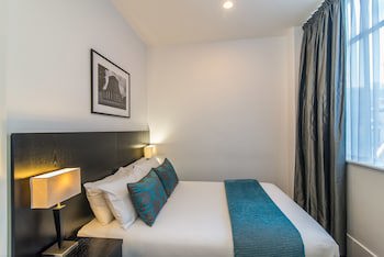 Gilmer Apartment Hotel