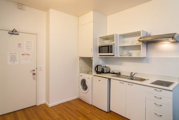 Gilmer Apartment Hotel