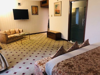 Avari Lahore