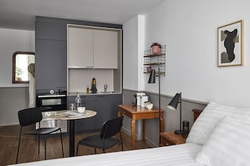 Base Lausanne