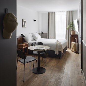 Base Lausanne