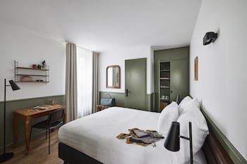 Base Lausanne