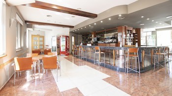 Hotel Isabel De Segura