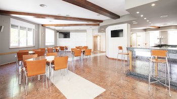 Hotel Isabel De Segura
