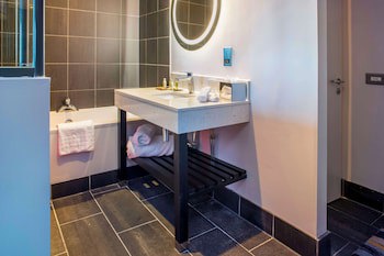 Doubletree By Hilton Hotel Bristol South - Cadbury House
