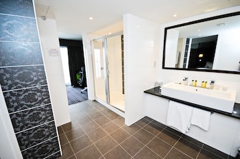 Doubletree By Hilton Hotel Bristol South - Cadbury House