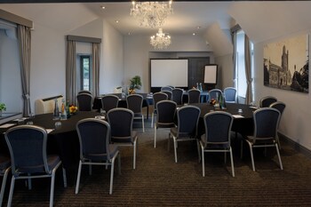 Doubletree By Hilton Hotel Bristol South - Cadbury House