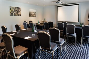 Doubletree By Hilton Hotel Bristol South - Cadbury House