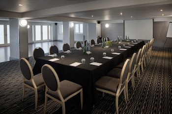 Doubletree By Hilton Hotel Bristol South - Cadbury House