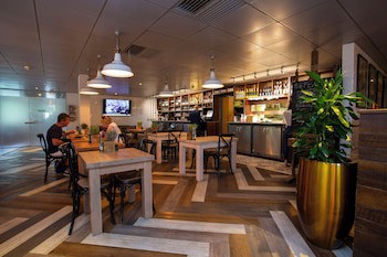 Doubletree By Hilton Hotel Bristol South - Cadbury House