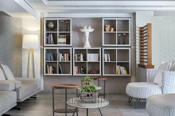 Blazer Suites Hotel