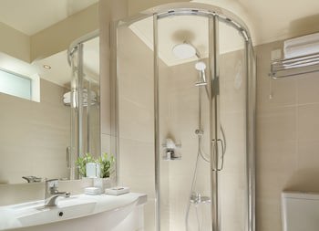 Blazer Suites Hotel