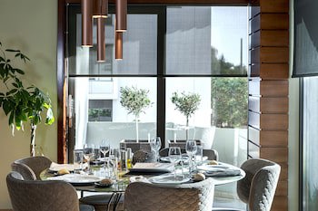 Blazer Suites Hotel