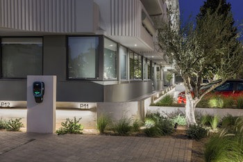 Blazer Suites Hotel