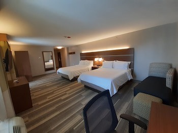 Holiday Inn Express Hotel And Suites Trincity Trinidad Airport