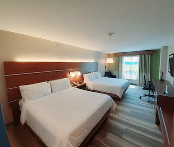 Holiday Inn Express Hotel And Suites Trincity Trinidad Airport