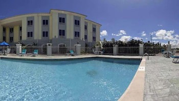 Holiday Inn Express Hotel And Suites Trincity Trinidad Airport