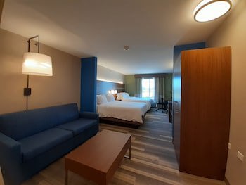 Holiday Inn Express Hotel And Suites Trincity Trinidad Airport