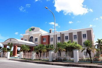 Holiday Inn Express Hotel And Suites Trincity Trinidad Airport