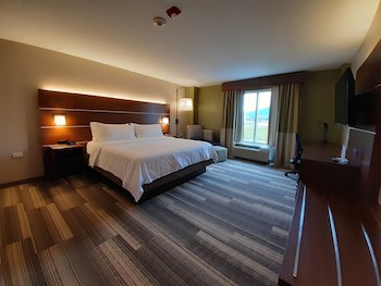 Holiday Inn Express Hotel And Suites Trincity Trinidad Airport