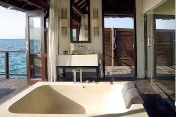 Coco Bodu Hithi