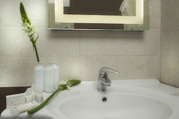 Yes Hotel fotoğrafı