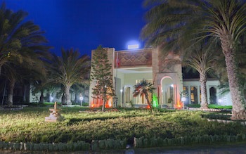El Mouradi Douz