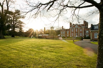 Warbrook House Heritage Hotel