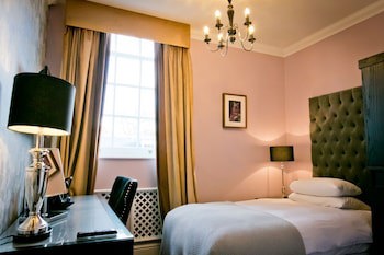 Warbrook House Heritage Hotel