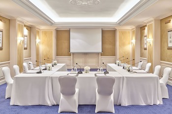 Four Seasons Hotel Alexandria At San Stefano