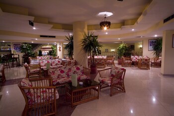 Flamenco Beach And Resort