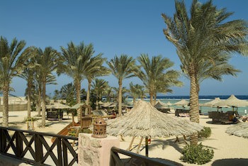 Flamenco Beach And Resort