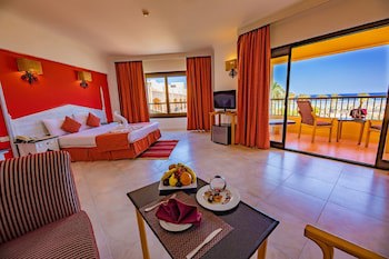 Flamenco Beach And Resort