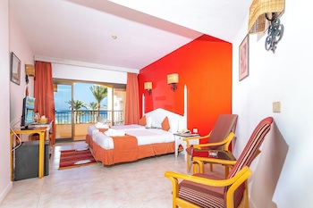 Flamenco Beach And Resort