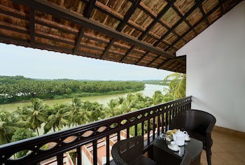 The Raviz Kadavu