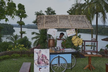 The Raviz Kadavu