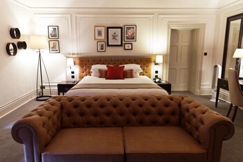 De Vere Horsley Estate