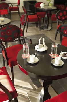 Anessis Hotel