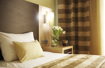 Anessis Hotel