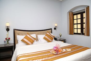 Ramada Plaza By Wyndham Karachi Airport Hotel