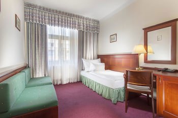 Hotel Lunik fotoğrafı