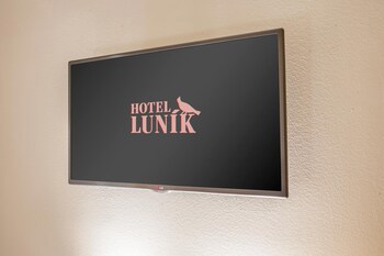 Hotel Lunik galeri fotoğrafı