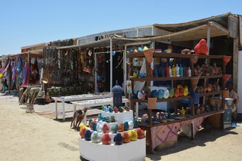 Abu Dabbab Lodge