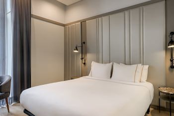 Ac Hotel Recoletos By Marriott